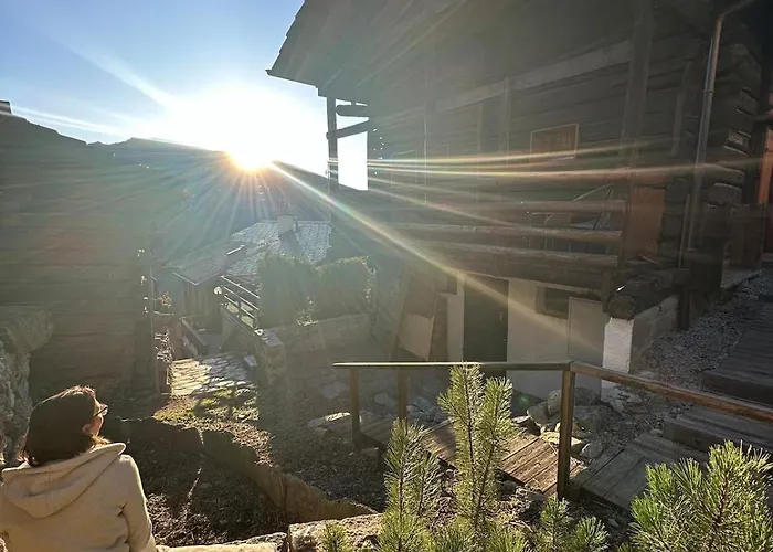 Mayen Unique Et Authentique Chalet *