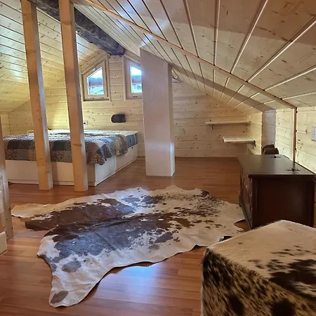 Mayen Unique Et Authentique Chalet